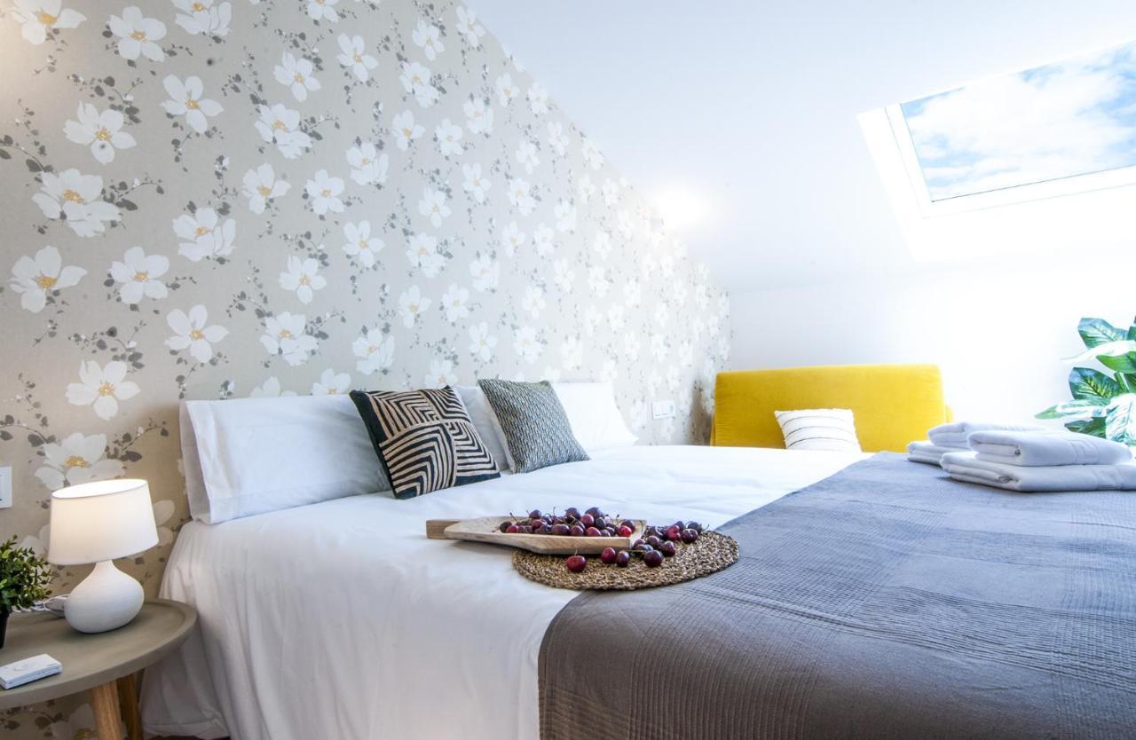 Apartment With Views Of The Cathedral サンティアゴ・デ・コンポステーラ エクステリア 写真